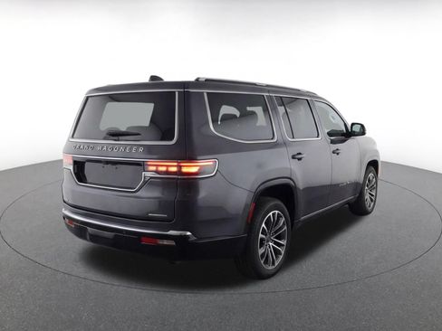 Used 2023 Jeep Grand Wagoneer Series II AWD/4WD image 9