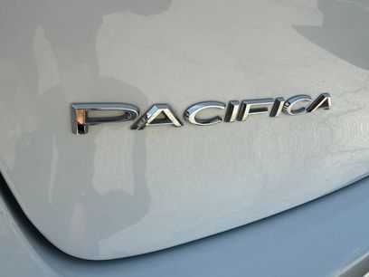 Used 2024 Chrysler Pacifica Touring-L