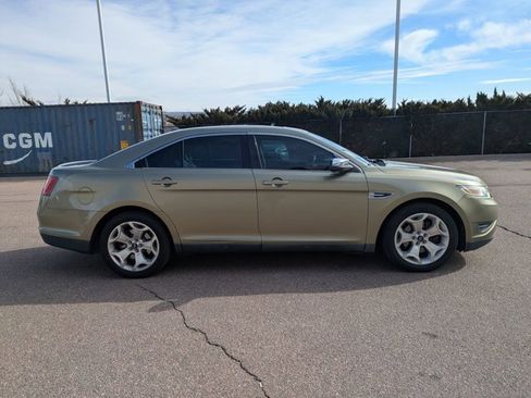 Used 2012 Ford Taurus Limited image 4