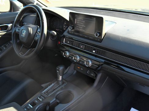 Used 2022 Honda Civic Sport image 40