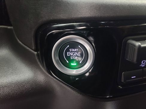 Used 2024 Chevrolet Silverado 1500 LTZ image 41