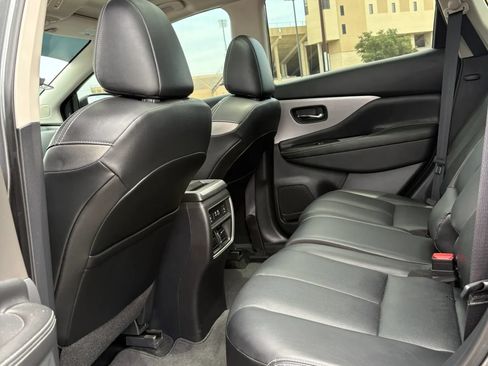 Used 2019 Nissan Murano SL w/ SL Technology Package AWD/4WD image 10