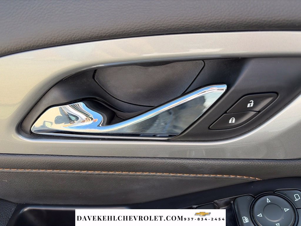 Used 2020 Chevrolet Traverse RS w/ LPO, Floor Liner Package AWD/4WD image 11
