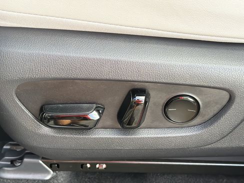 Used 2023 Lexus RX 350 Premium w/ Accessory Package (Z1) FWD image 18