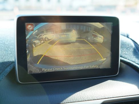 Used 2014 MAZDA MAZDA3 i Grand Touring FWD image 23