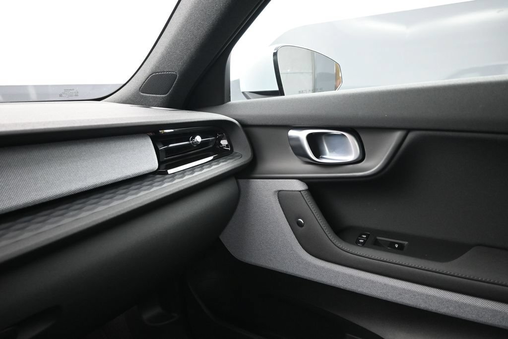 Used 2023 Polestar Polestar 2 AWD/4WD image 6