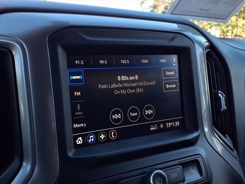 Used 2020 Chevrolet Silverado 1500 Custom w/ Custom Value Package image 6