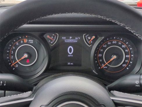 New 2025 Jeep Gladiator Sport image 26