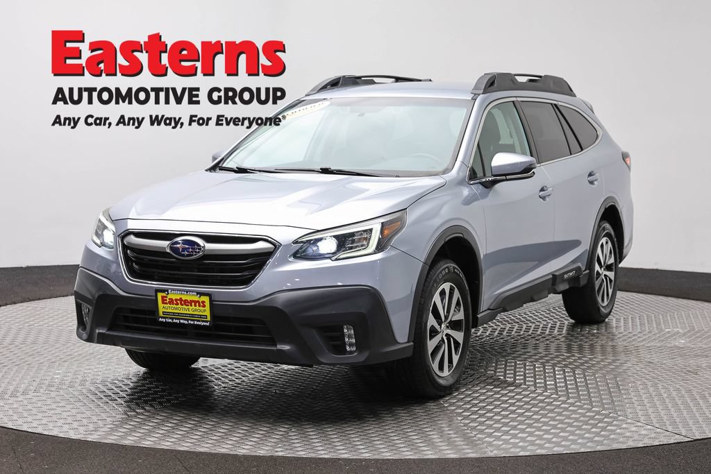 Used 2022 Subaru Outback Premium AWD/4WD image 1