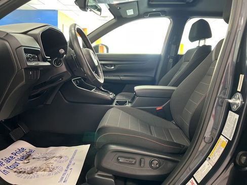 Used 2025 Honda CR-V Sport image 17