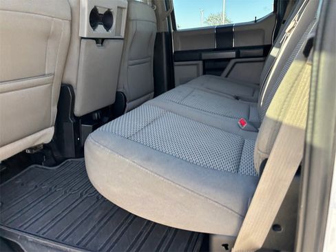 Used 2017 Ford F150 XLT w/ Trailer Tow Package image 25