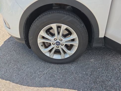 Used 2019 Ford Escape SE AWD/4WD image 21
