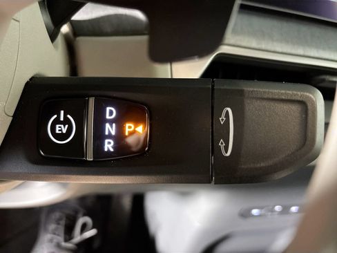 Used 2024 Kia EV9 Wind AWD/4WD image 18