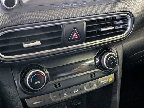 Used 2020 Hyundai Kona Limited image 22