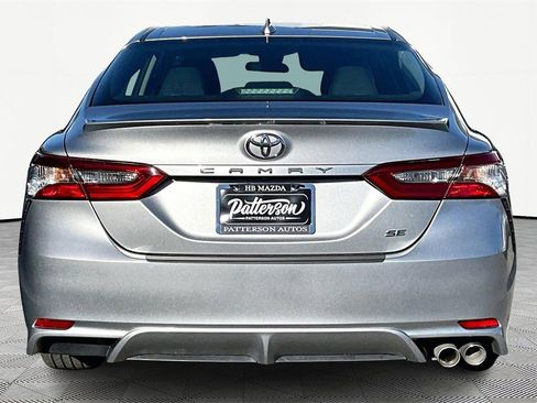 Used 2019 Toyota Camry L image 4