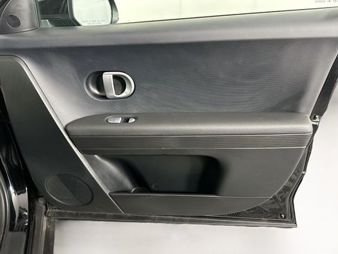 Used 2024 Hyundai Ioniq 5 SEL image 30