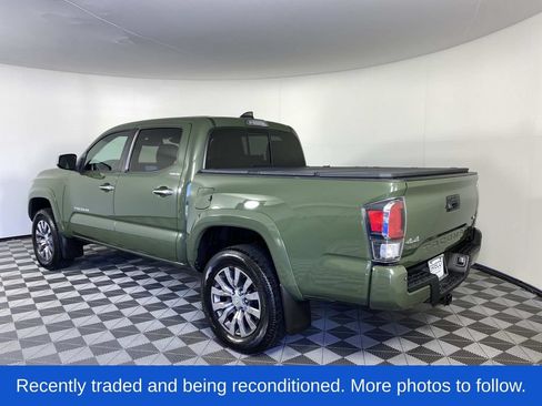 Used 2022 Toyota Tacoma Limited AWD/4WD image 6