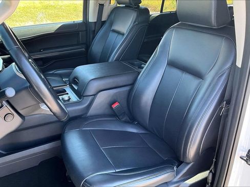 Used 2024 Ford Expedition Max XLT AWD/4WD image 24