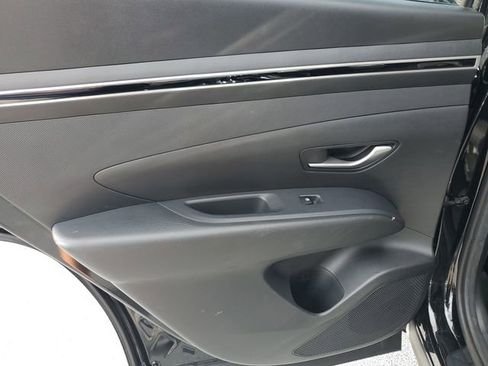 Certified 2024 Hyundai Tucson SEL FWD image 25