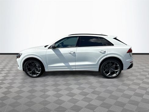 New 2026 Audi RS Q8 performance image 4