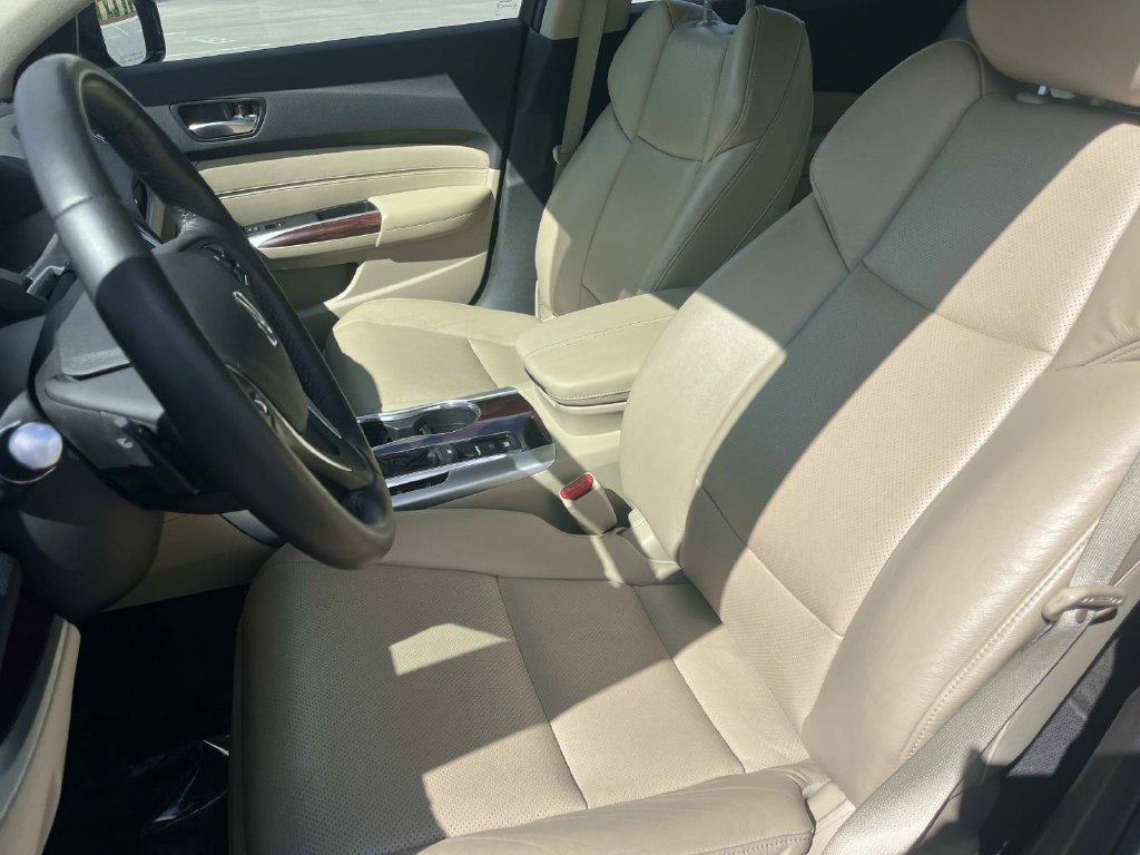Used 2015 Acura TLX w/ Technology Package FWD image 24