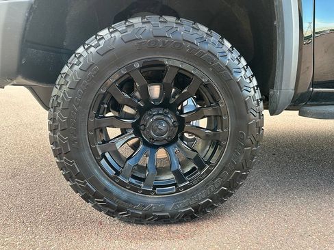 Used 2023 GMC Sierra 1500 AT4X AWD/4WD image 40