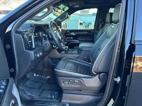 Used 2024 GMC Sierra 1500 AT4X image 16