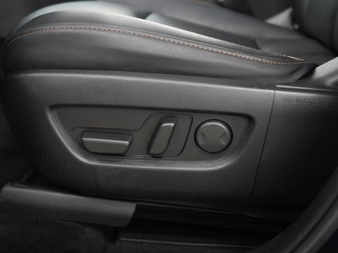 Certified 2024 MAZDA CX-90 Plug-In Hybrid w/ Preferred AWD/4WD image 30