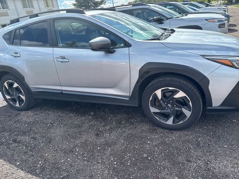 Used 2024 Subaru Crosstrek 2.5i Limited AWD/4WD image 12