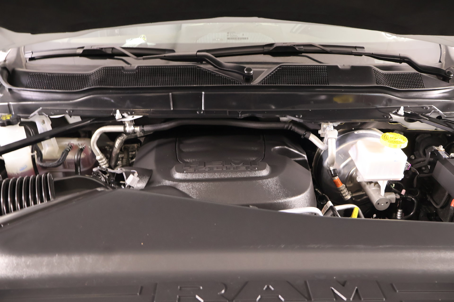 Used 2025 RAM 2500 Big Horn AWD/4WD image 19