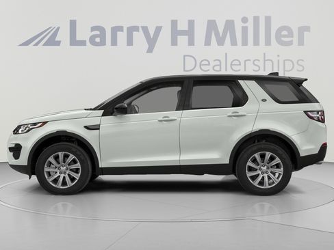 Used 2019 Land Rover Discovery Sport SE AWD/4WD image 3