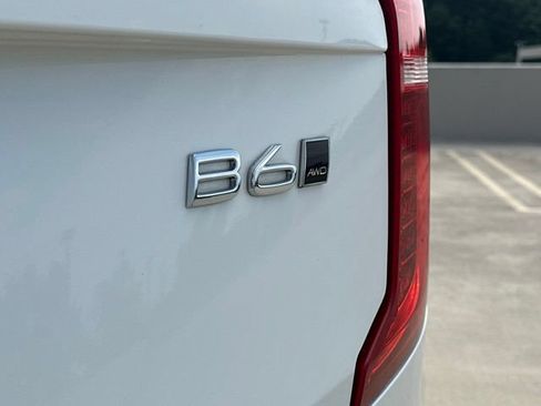 Certified 2024 Volvo XC90 B6 Plus w/ Protection Package Premier AWD/4WD image 39