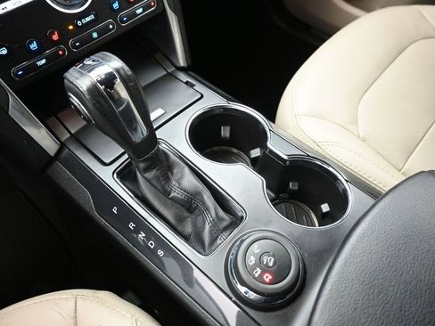 Used 2019 Ford Explorer Limited w/ Class III Trailer Tow Package image 31