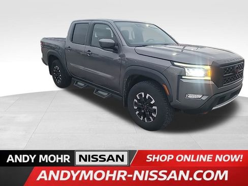 Used 2022 Nissan Frontier PRO-4X image 2