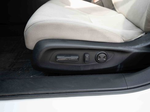 Used 2025 Honda Accord SE image 12