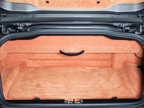 New 2025 Aston Martin DB12 Volante image 35