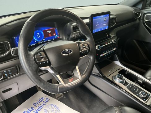 Used 2022 Ford Explorer ST AWD/4WD image 17