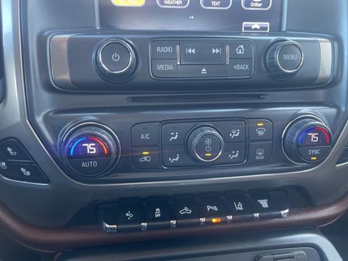 Used 2018 Chevrolet Silverado 2500 High Country w/ Duramax Plus Package image 16