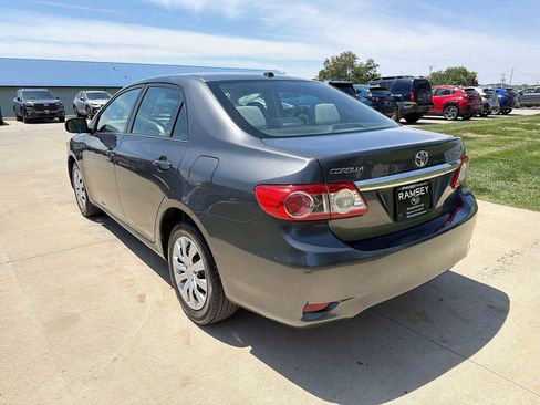 Used 2013 Toyota Corolla LE FWD image 4