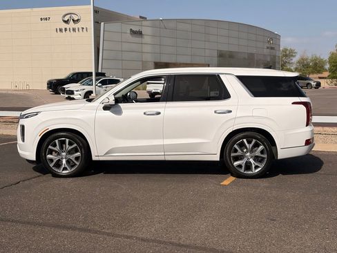 Used 2021 Hyundai Palisade Limited w/ Cargo Package FWD image 3