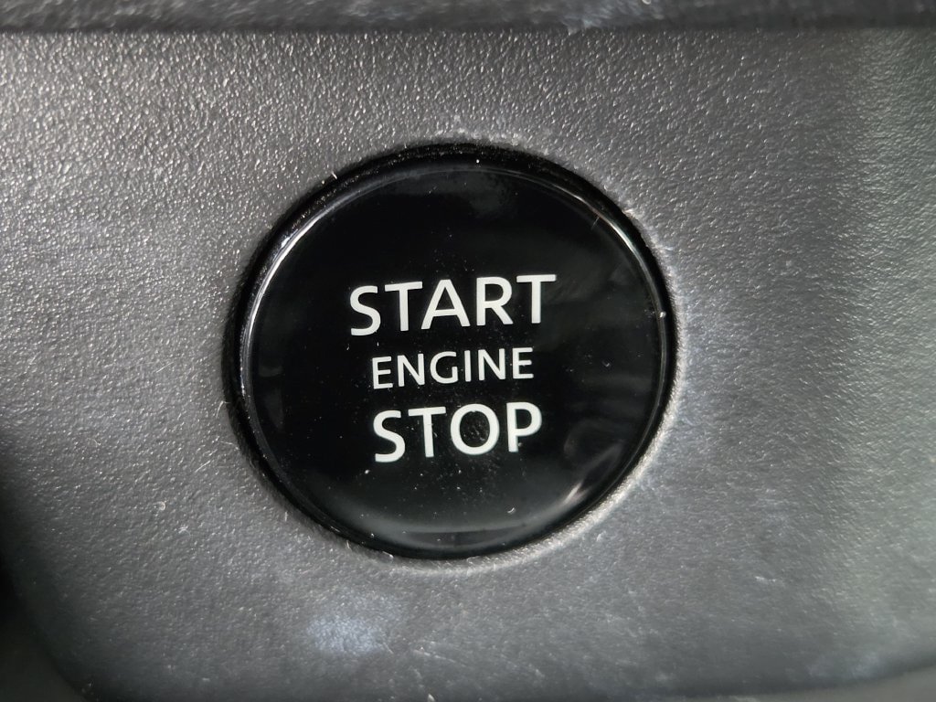 Used 2024 Nissan Rogue SV AWD/4WD image 21