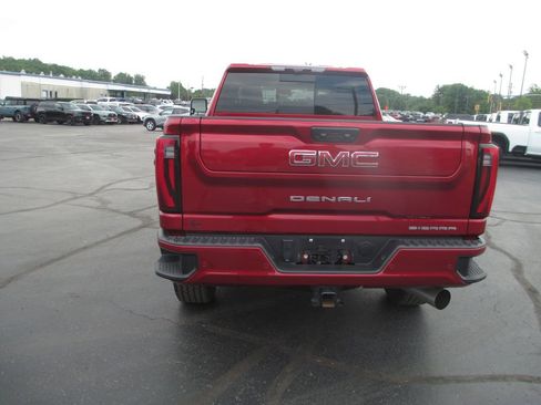 Used 2024 GMC Sierra 2500 Denali w/ Denali Reserve Package AWD/4WD image 7