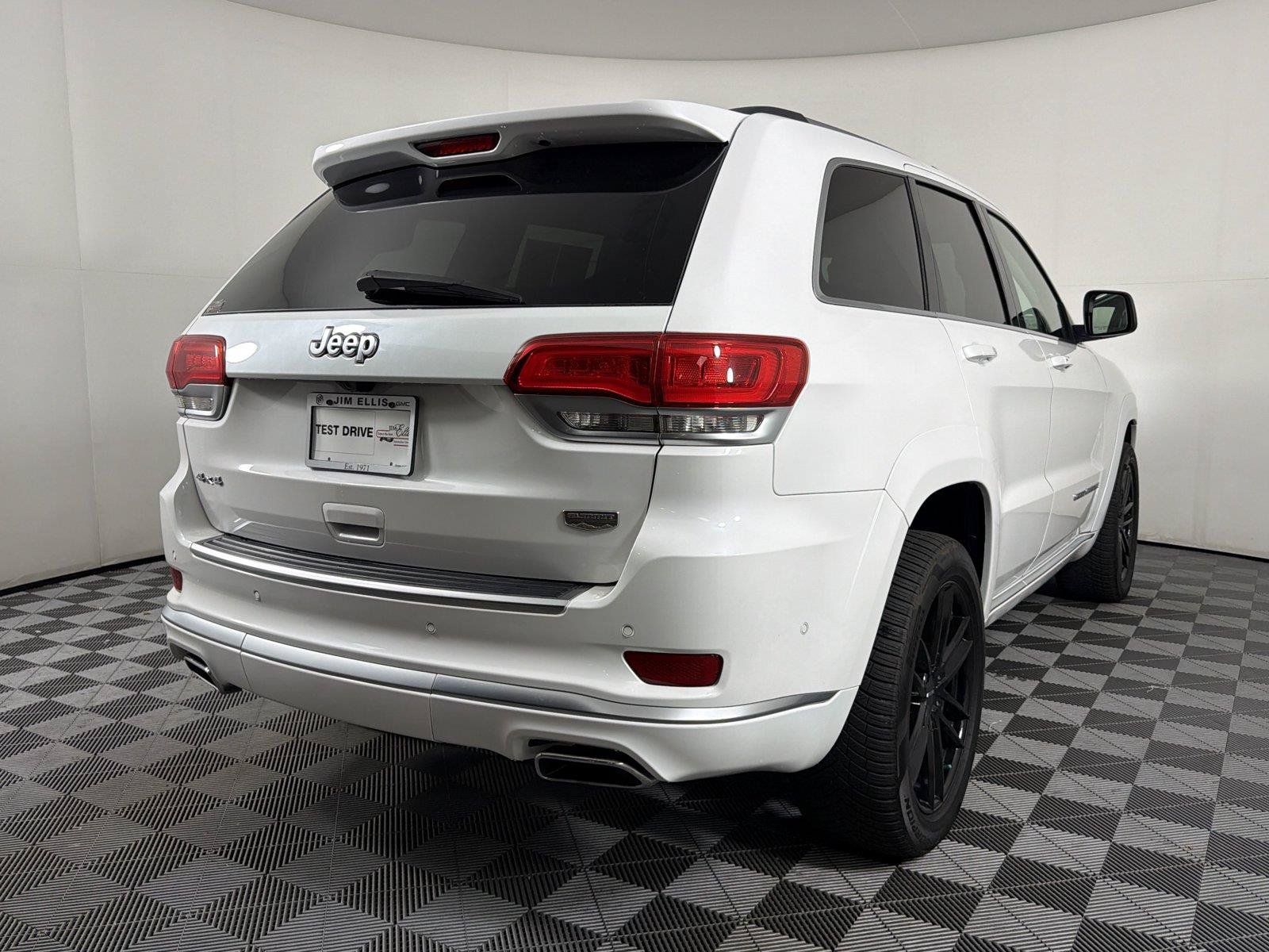 Used 2019 Jeep Grand Cherokee Summit AWD/4WD image 6