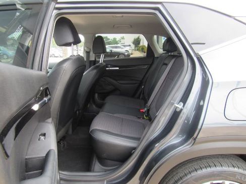 Used 2021 Kia Seltos S image 17