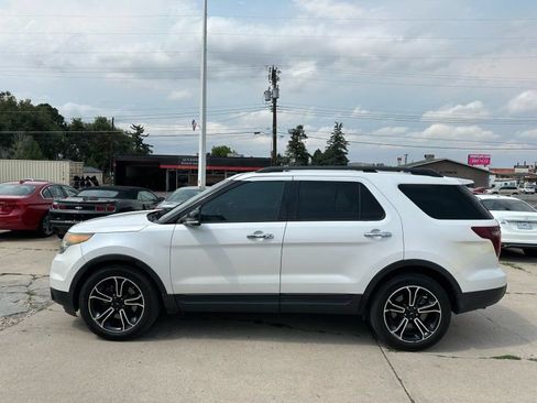 Used 2014 Ford Explorer Sport w/ Equipment Group 401A AWD/4WD image 4