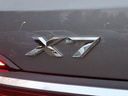 Used 2023 BMW X7 xDrive40i image 30