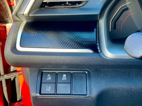 Used 2019 Honda Civic Sport image 46