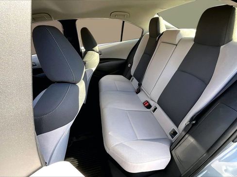 Used 2022 Toyota Corolla LE image 20