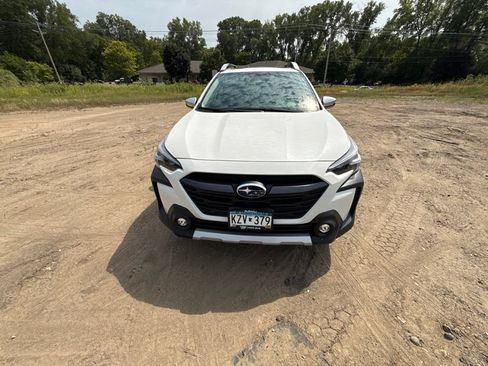 Used 2024 Subaru Outback Touring w/ Popular Package #2 AWD/4WD image 18