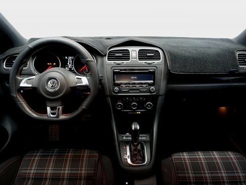 Used 2012 Volkswagen GTI Autobahn FWD image 18